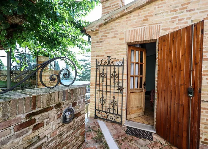 Albergo Diffuso Borgo Montemaggiore